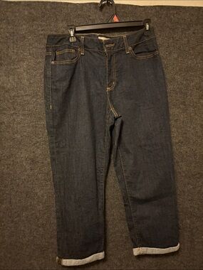 Classic women’s DKNY  Dark Blue Denim Jeans